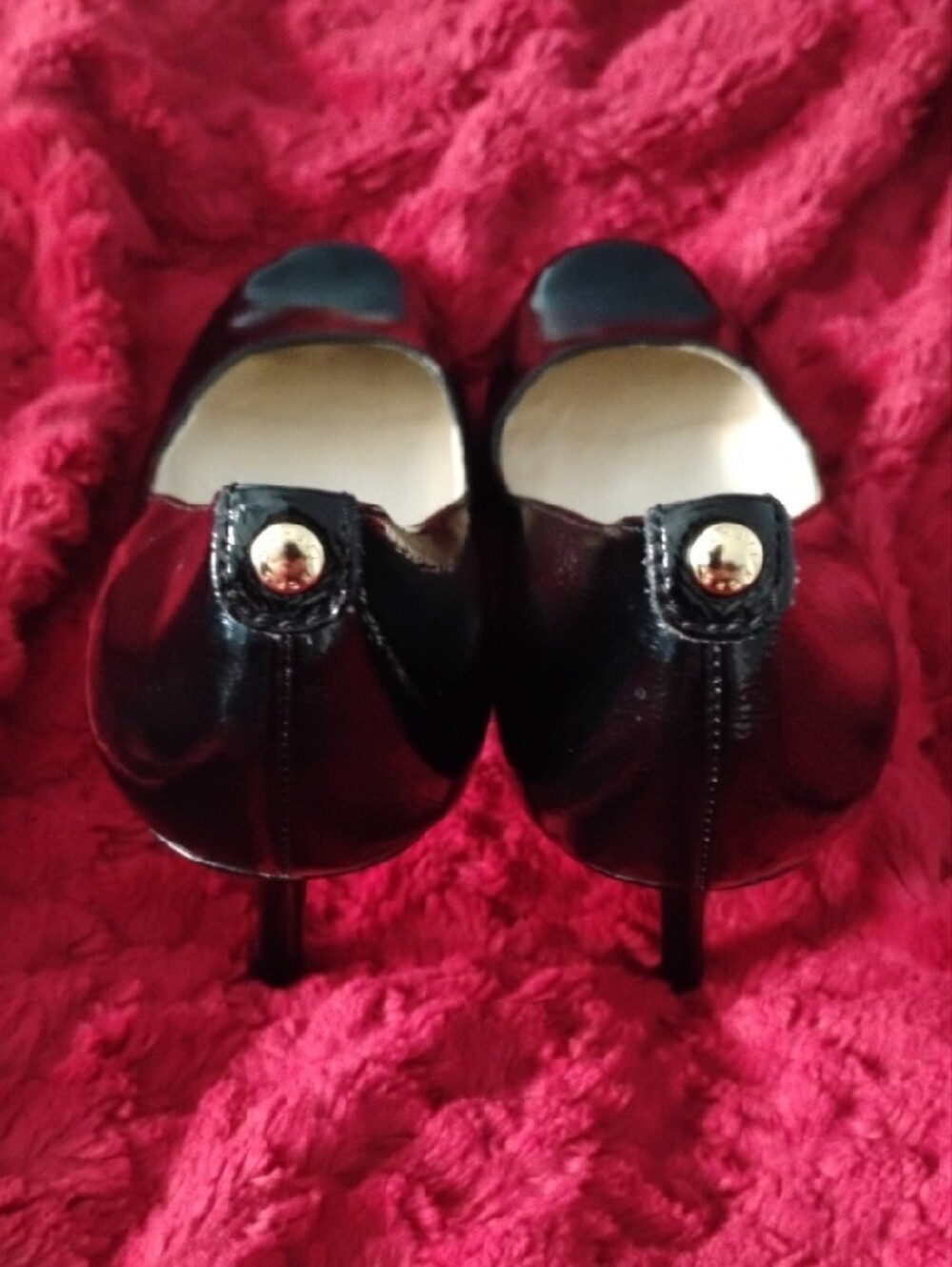 Michael Kors Black Patent Leather Round-Toe Heels - Picture 6 of 8